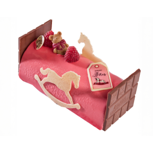 Bûche Cheval fruits rouges