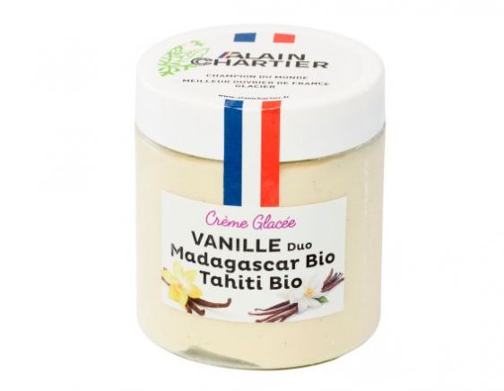 La crème glacée vanille, un délicieux pot de glace confectionné par votre artisan Alain CHARTIER, dans son laboratoire de Vannes. Vous réaliserez de belles coupes glacées pour vos convives.